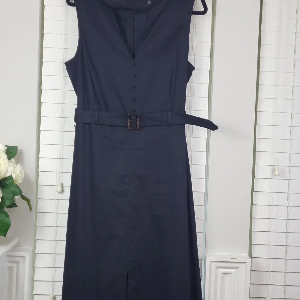 Banana Republic linen blend Classic Black Sleeveless Belted Midi Dress. Size 10‎